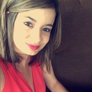 Meet your Posher, Alysha